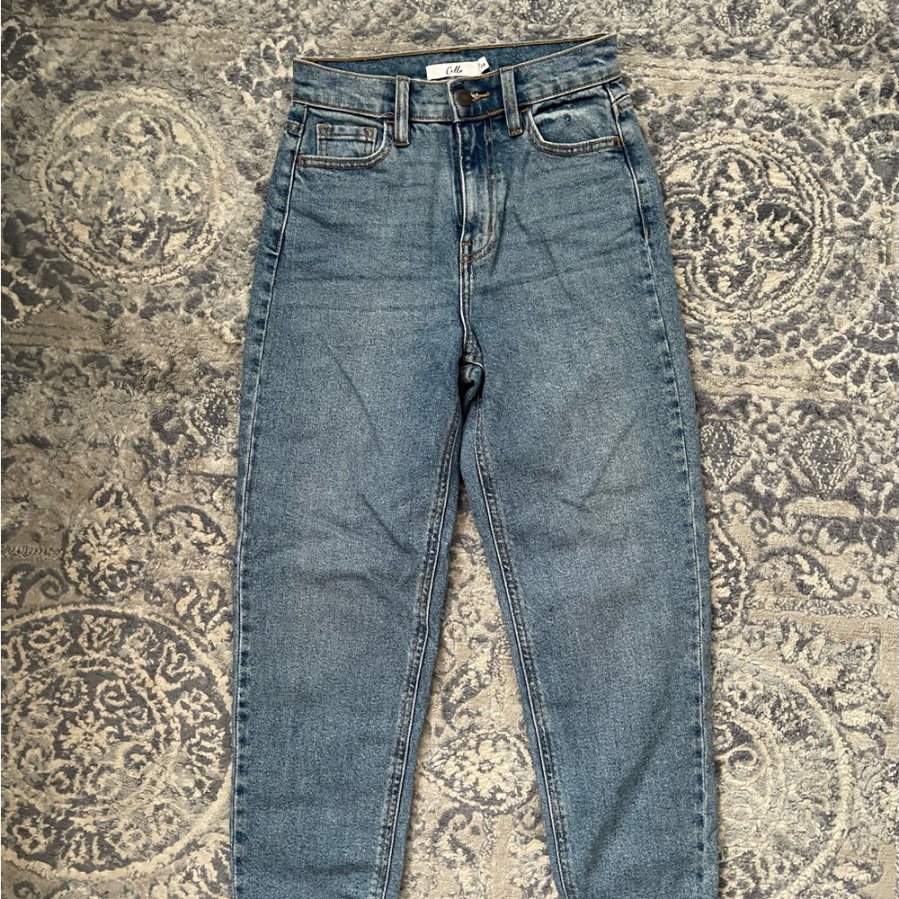 Mom jeans